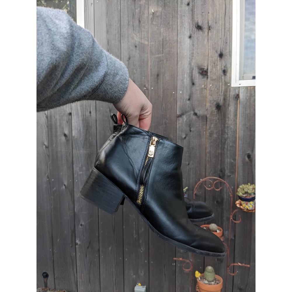 Calvin Klein Leather Booties with Zipper Size 9.5